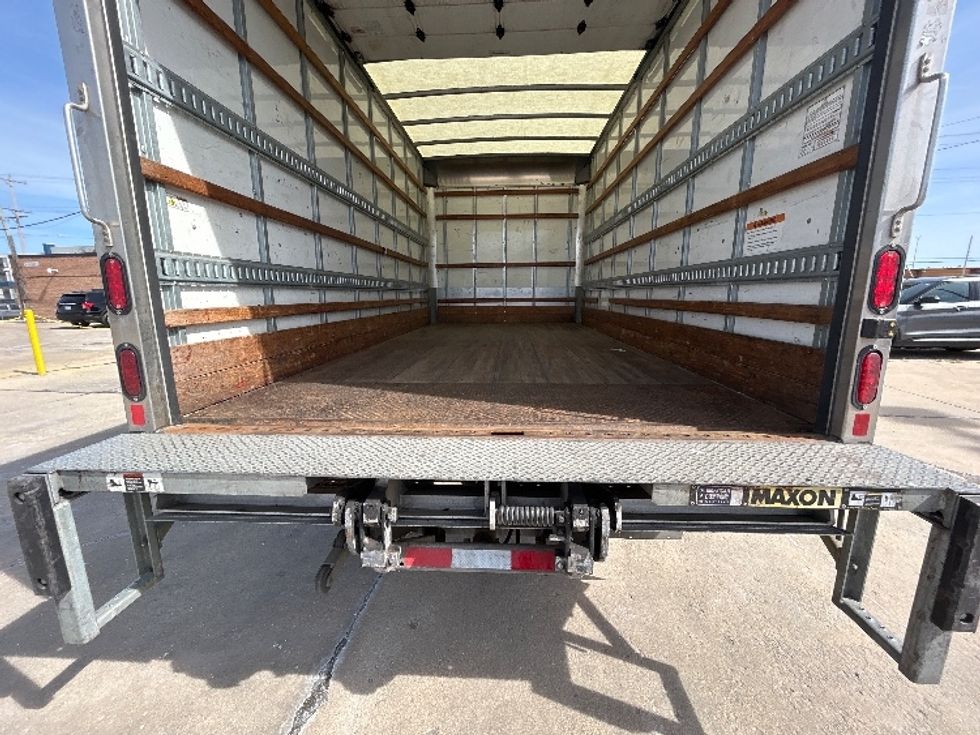 Light Duty Box Truck-Light and Medium Duty Trucks-Isuzu-2021-NPR EFI-Moberly-MO-126,746\n\t\tmiles-$ 36,500 - Image 10