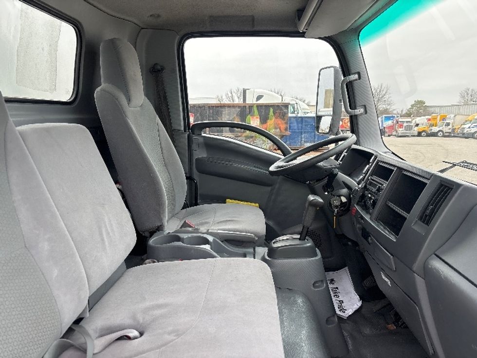 Light Duty Box Truck-Light and Medium Duty Trucks-Isuzu-2021-NPR EFI-Moberly-MO-126,746\n\t\tmiles-$ 36,500 - Image 22