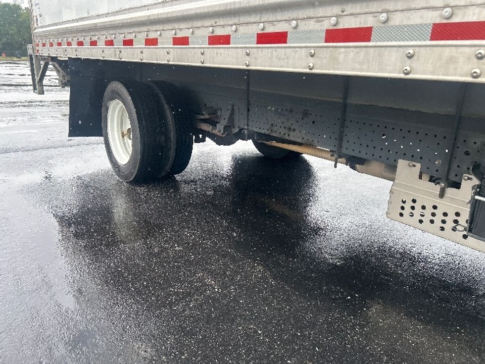 Light Duty Box Truck-Light and Medium Duty Trucks-Isuzu-2021-NPR EFI-Mobile-AL-105,382\n\t\tmiles-$ 41,500 - Image 14
