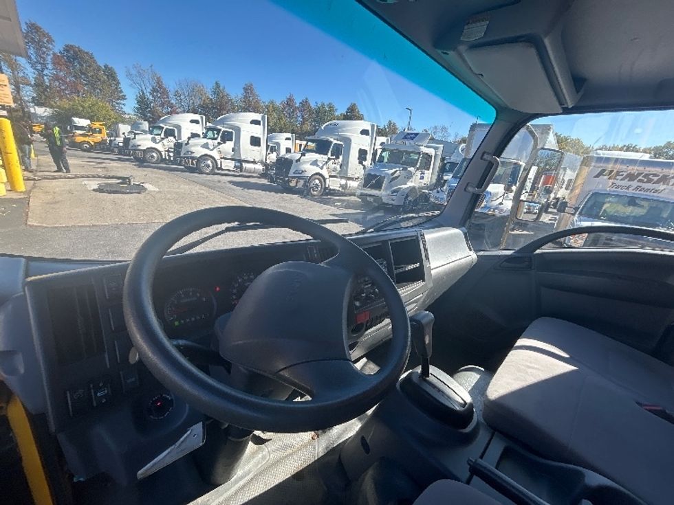 Light Duty Box Truck-Light and Medium Duty Trucks-Isuzu-2021-NPR EFI-Montgomery-NY-103,709\n\t\tmiles-$ 35,250 - Image 15