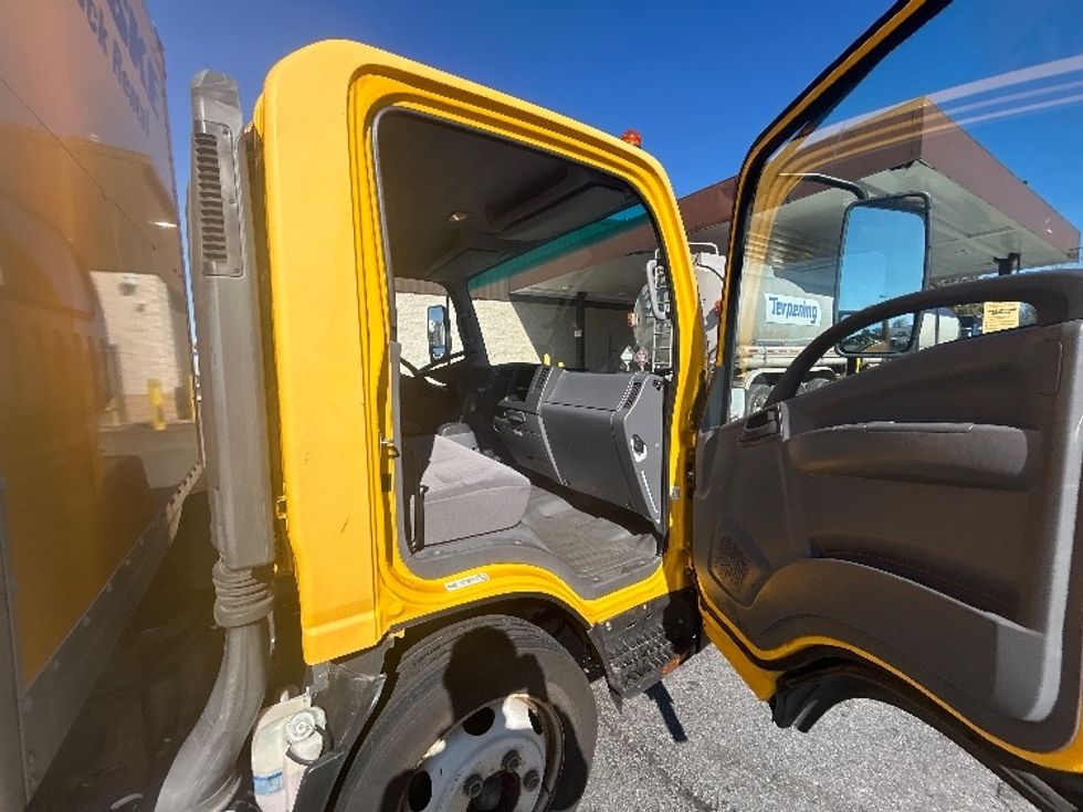 Light Duty Box Truck-Light and Medium Duty Trucks-Isuzu-2021-NPR EFI-Montgomery-NY-103,709\n\t\tmiles-$ 35,250 - Image 18