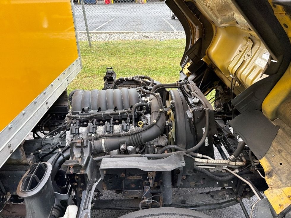 Light Duty Box Truck-Light and Medium Duty Trucks-Isuzu-2021-NPR EFI-Montgomery-NY-110,375\n\t\tmiles-$ 34,000 - Image 23