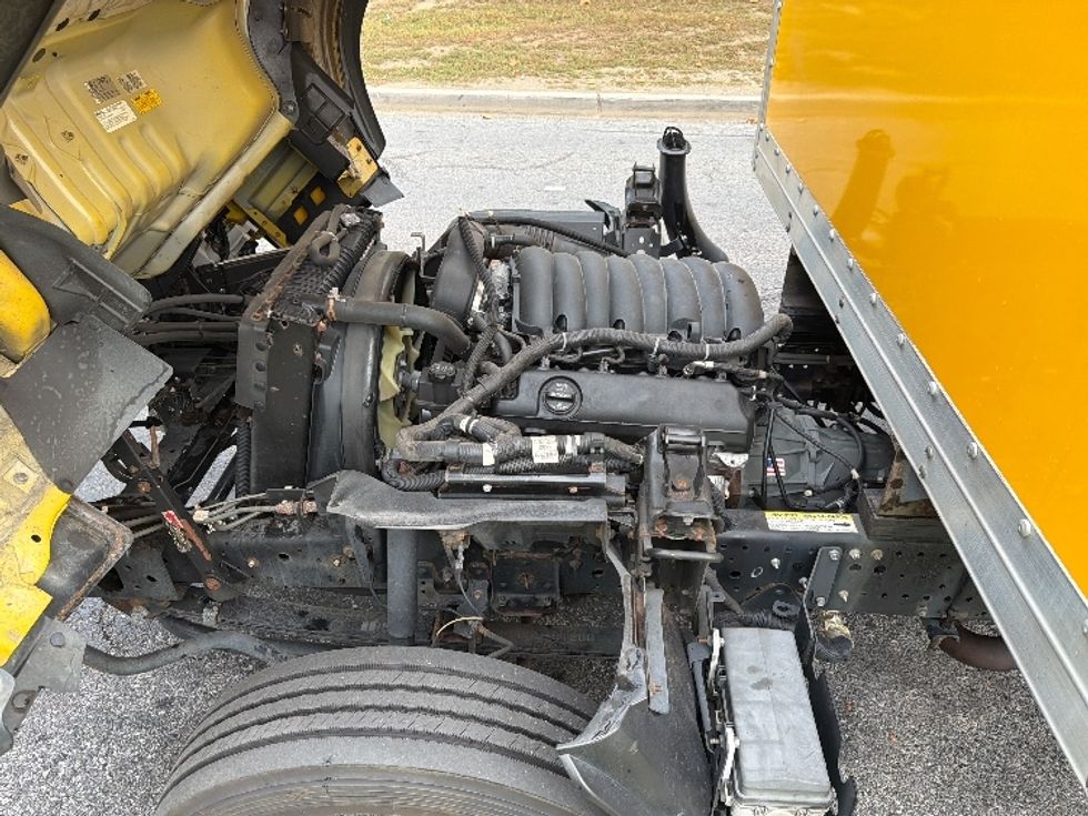 Light Duty Box Truck-Light and Medium Duty Trucks-Isuzu-2021-NPR EFI-Montgomery-NY-110,375\n\t\tmiles-$ 34,000 - Image 24