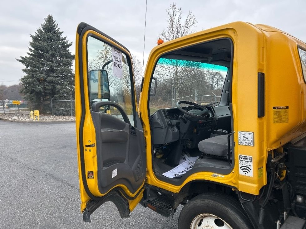 Light Duty Box Truck-Light and Medium Duty Trucks-Isuzu-2021-NPR EFI-Montgomery-NY-111,509\n\t\tmiles-$ 32,500 - Image 16