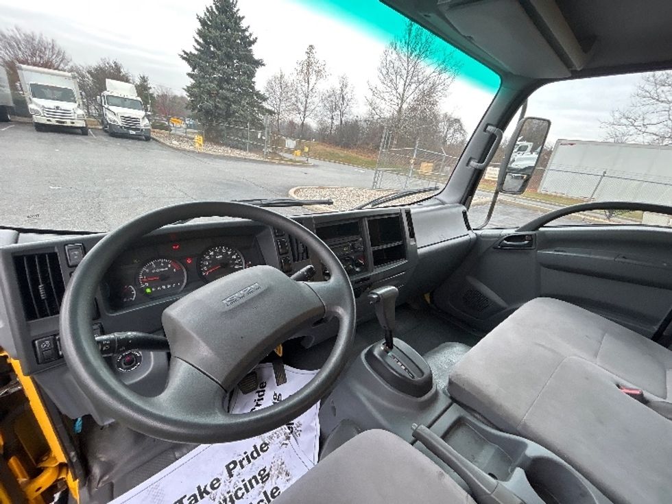 Light Duty Box Truck-Light and Medium Duty Trucks-Isuzu-2021-NPR EFI-Montgomery-NY-111,509\n\t\tmiles-$ 32,500 - Image 17