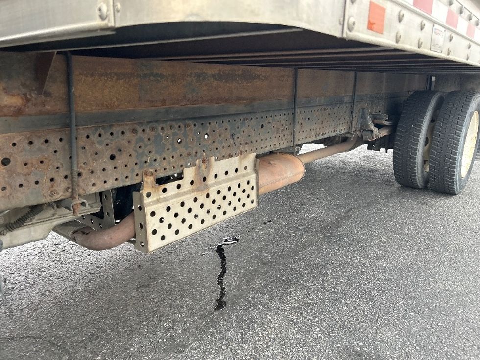 Light Duty Box Truck-Light and Medium Duty Trucks-Isuzu-2021-NPR EFI-Montgomery-NY-111,509\n\t\tmiles-$ 32,500 - Image 5