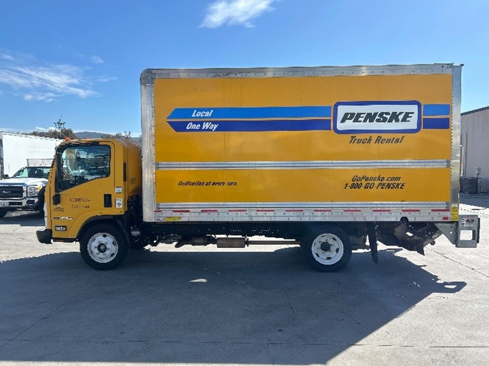 Light Duty Box Truck-Light and Medium Duty Trucks-Isuzu-2021-NPR EFI-National City-CA-86,930\n\t\tmiles-$ 41,250 - Image 4
