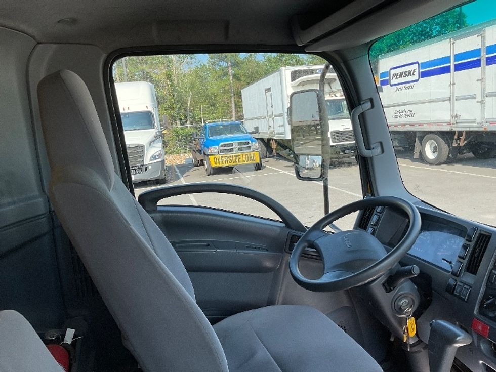 Light Duty Box Truck-Light and Medium Duty Trucks-Isuzu-2021-NPR EFI-New Castle-DE-100,715\n\t\tmiles-$ 38,000 - Image 22