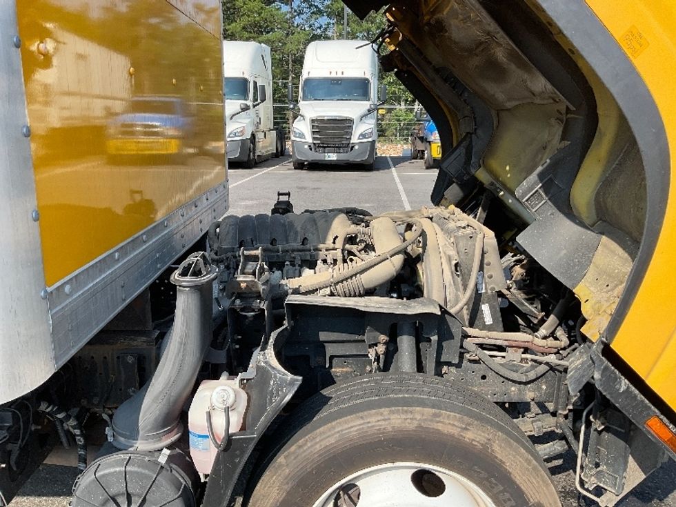 Light Duty Box Truck-Light and Medium Duty Trucks-Isuzu-2021-NPR EFI-New Castle-DE-100,715\n\t\tmiles-$ 38,000 - Image 23