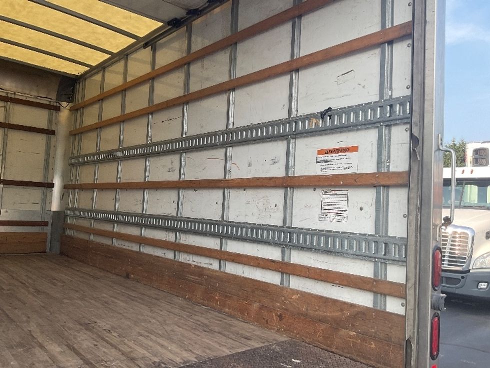 Light Duty Box Truck-Light and Medium Duty Trucks-Isuzu-2021-NPR EFI-New Castle-DE-107,283\n\t\tmiles-$ 36,750 - Image 12