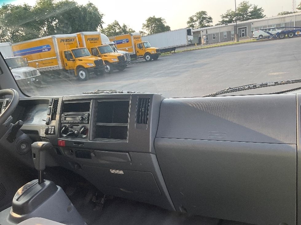 Light Duty Box Truck-Light and Medium Duty Trucks-Isuzu-2021-NPR EFI-New Castle-DE-107,283\n\t\tmiles-$ 36,750 - Image 21