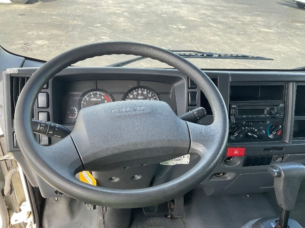 Light Duty Box Truck-Light and Medium Duty Trucks-Isuzu-2021-NPR EFI-New Castle-DE-107,996\n\t\tmiles-$ 38,500 - Image 18