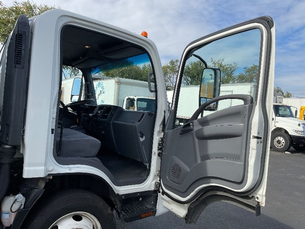 Light Duty Box Truck-Light and Medium Duty Trucks-Isuzu-2021-NPR EFI-New Castle-DE-107,996\n\t\tmiles-$ 38,500 - Image 20
