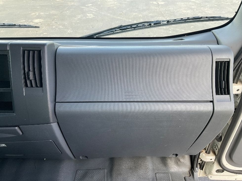 Light Duty Box Truck-Light and Medium Duty Trucks-Isuzu-2021-NPR EFI-New Castle-DE-107,996\n\t\tmiles-$ 38,500 - Image 21