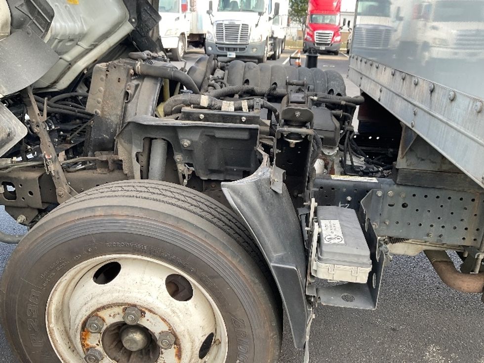 Light Duty Box Truck-Light and Medium Duty Trucks-Isuzu-2021-NPR EFI-New Castle-DE-107,996\n\t\tmiles-$ 38,500 - Image 23