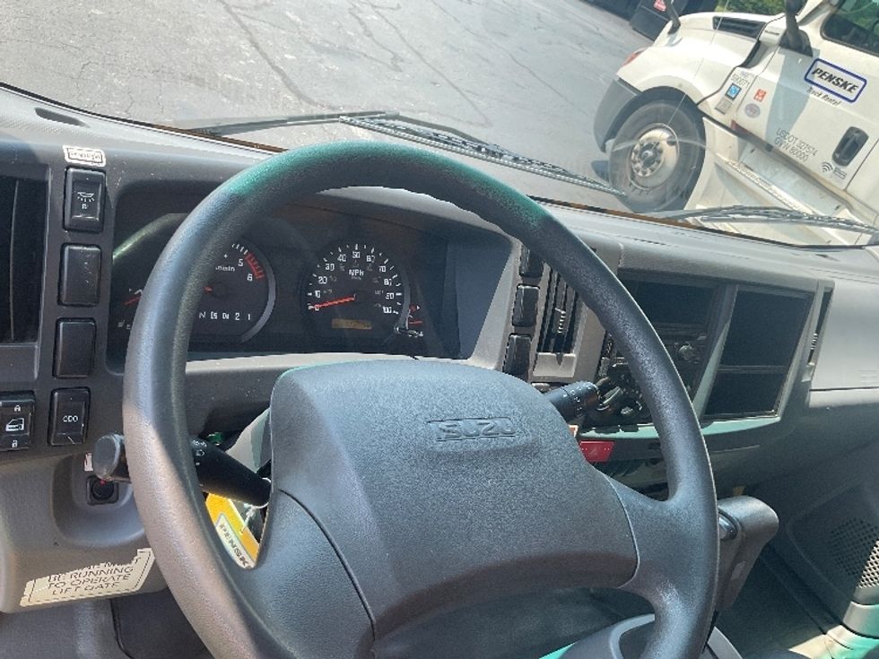 Light Duty Box Truck-Light and Medium Duty Trucks-Isuzu-2021-NPR EFI-New Castle-DE-115,895\n\t\tmiles-$ 35,250 - Image 18