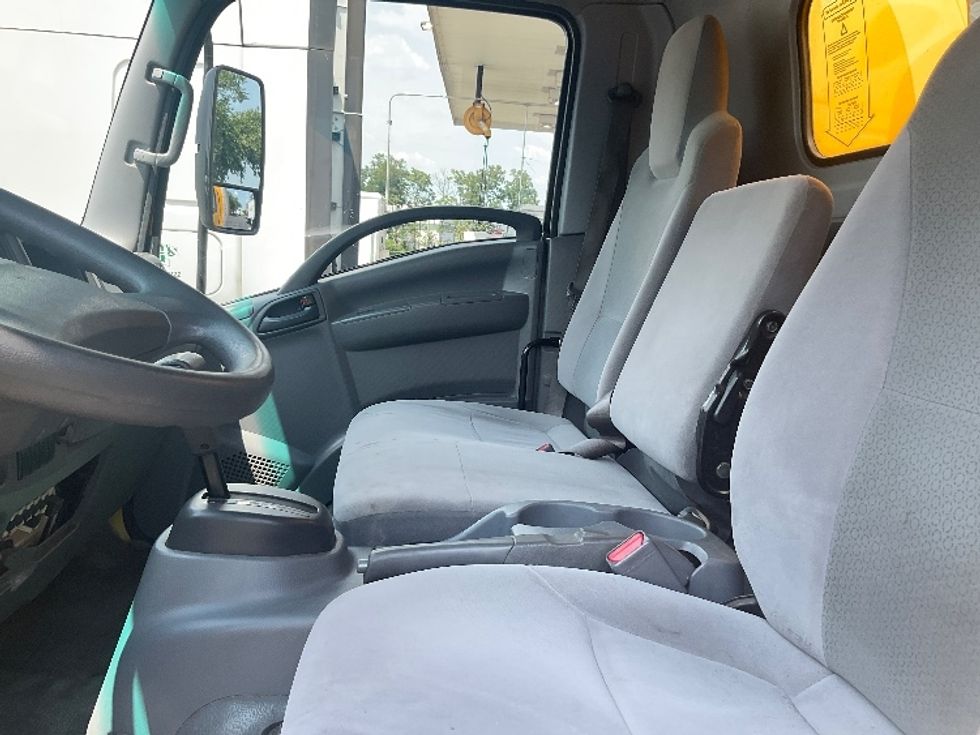 Light Duty Box Truck-Light and Medium Duty Trucks-Isuzu-2021-NPR EFI-New Castle-DE-115,895\n\t\tmiles-$ 35,250 - Image 19