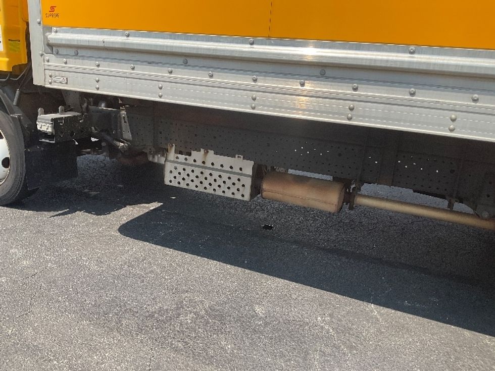 Light Duty Box Truck-Light and Medium Duty Trucks-Isuzu-2021-NPR EFI-New Castle-DE-115,895\n\t\tmiles-$ 35,250 - Image 5