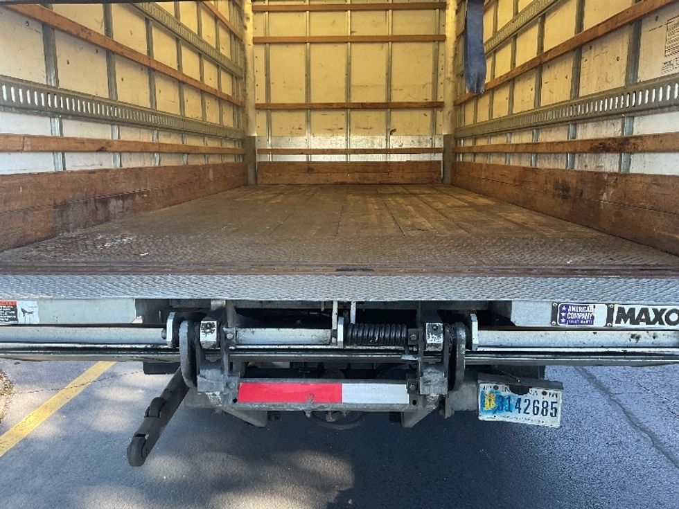 Light Duty Box Truck-Light and Medium Duty Trucks-Isuzu-2021-NPR EFI-New Castle-DE-86,638\n\t\tmiles-$ 39,000 - Image 10