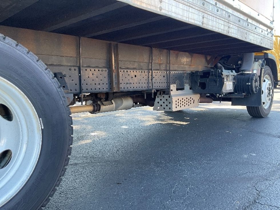 Light Duty Box Truck-Light and Medium Duty Trucks-Isuzu-2021-NPR EFI-New Castle-DE-86,638\n\t\tmiles-$ 39,000 - Image 14