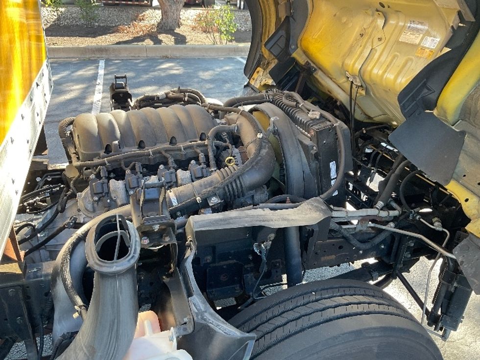 Light Duty Box Truck-Light and Medium Duty Trucks-Isuzu-2021-NPR EFI-New Castle-DE-86,638\n\t\tmiles-$ 39,000 - Image 23