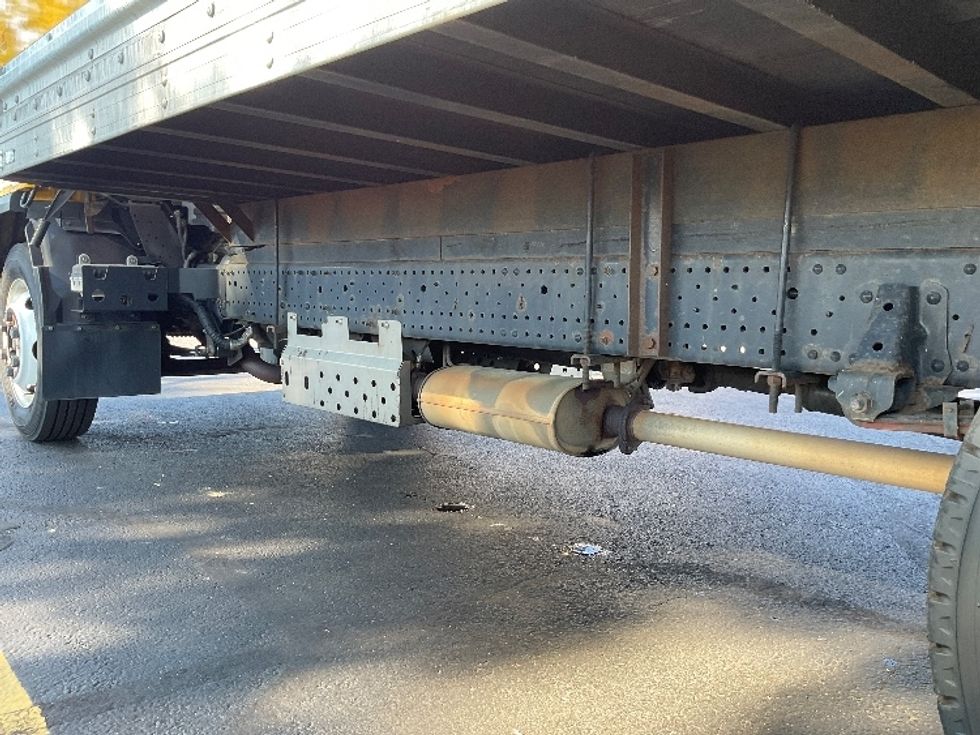 Light Duty Box Truck-Light and Medium Duty Trucks-Isuzu-2021-NPR EFI-New Castle-DE-86,638\n\t\tmiles-$ 39,000 - Image 5