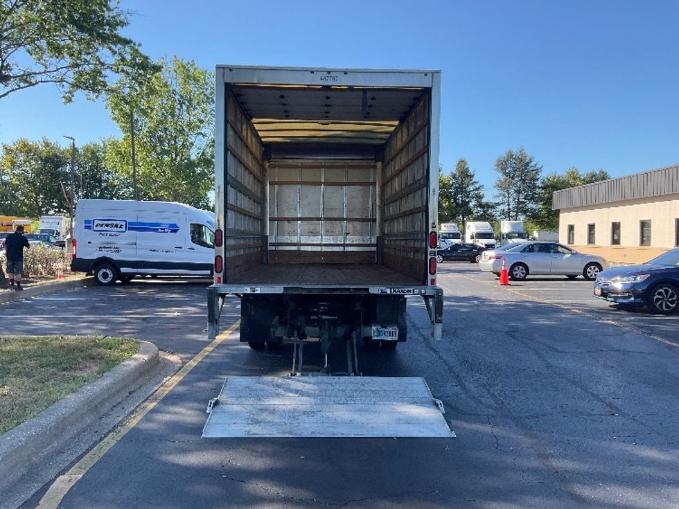 Light Duty Box Truck-Light and Medium Duty Trucks-Isuzu-2021-NPR EFI-New Castle-DE-86,638\n\t\tmiles-$ 39,000 - Image 9