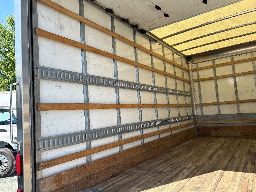 Light Duty Box Truck-Light and Medium Duty Trucks-Isuzu-2021-NPR EFI-Newport News-VA-79,919\n\t\tmiles-$ 44,000 - Image 11