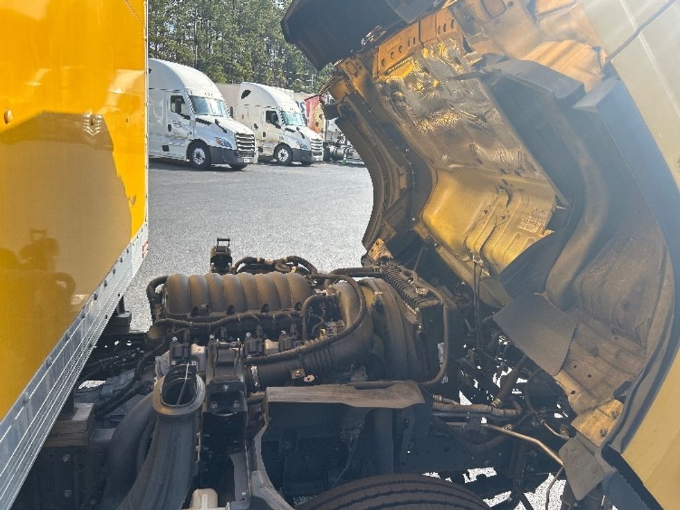 Light Duty Box Truck-Light and Medium Duty Trucks-Isuzu-2021-NPR EFI-Norcross-GA-106,041\n\t\tmiles-$ 37,250 - Image 23