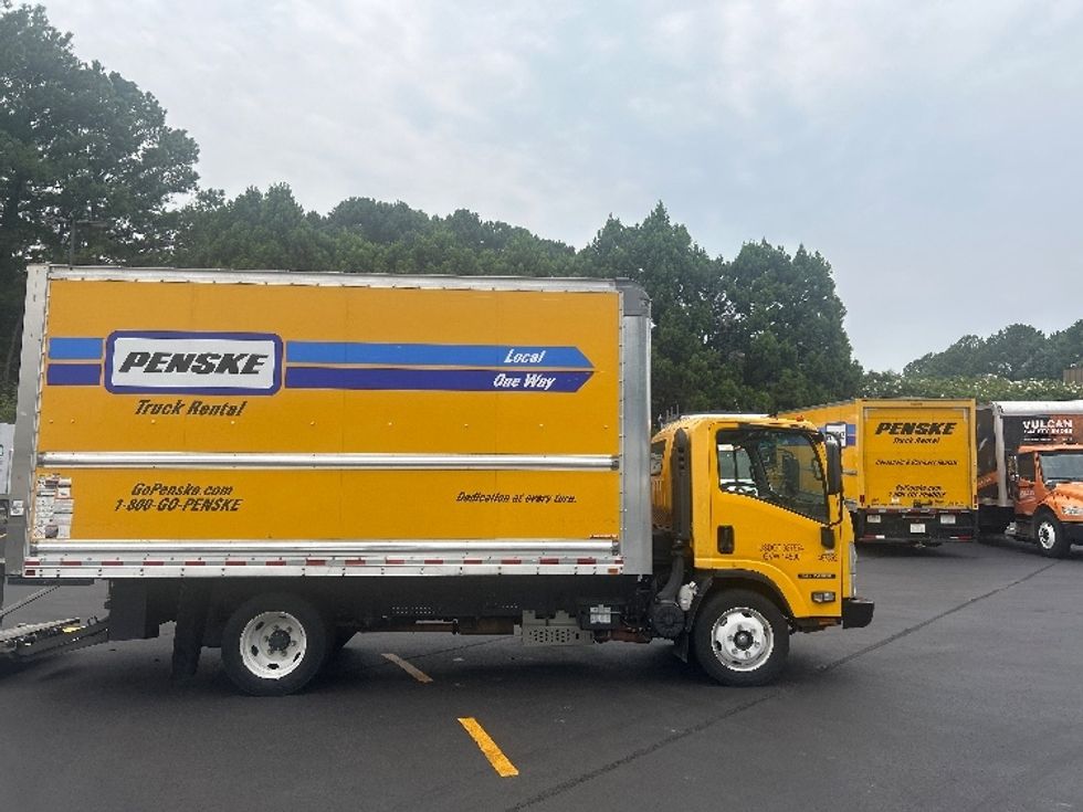 Light Duty Box Truck-Light and Medium Duty Trucks-Isuzu-2021-NPR EFI-Norcross-GA-157,201\n\t\tmiles-$ 28,750 - Image 15