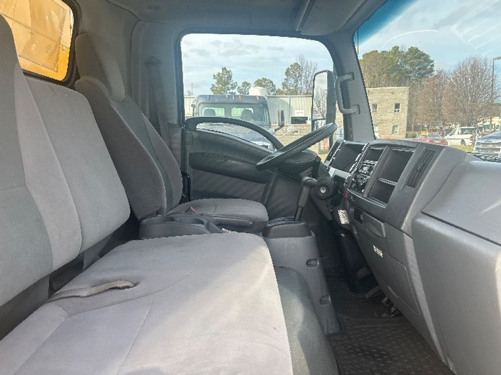 Light Duty Box Truck-Light and Medium Duty Trucks-Isuzu-2021-NPR EFI-Norcross-GA-90,684\n\t\tmiles-$ 39,250 - Image 22