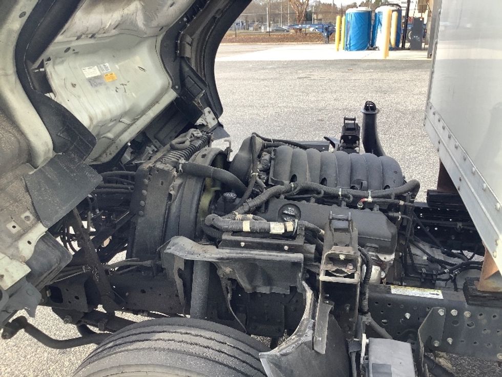 Light Duty Box Truck-Light and Medium Duty Trucks-Isuzu-2021-NPR EFI-Norfolk-VA-105,533\n\t\tmiles-$ 39,750 - Image 24