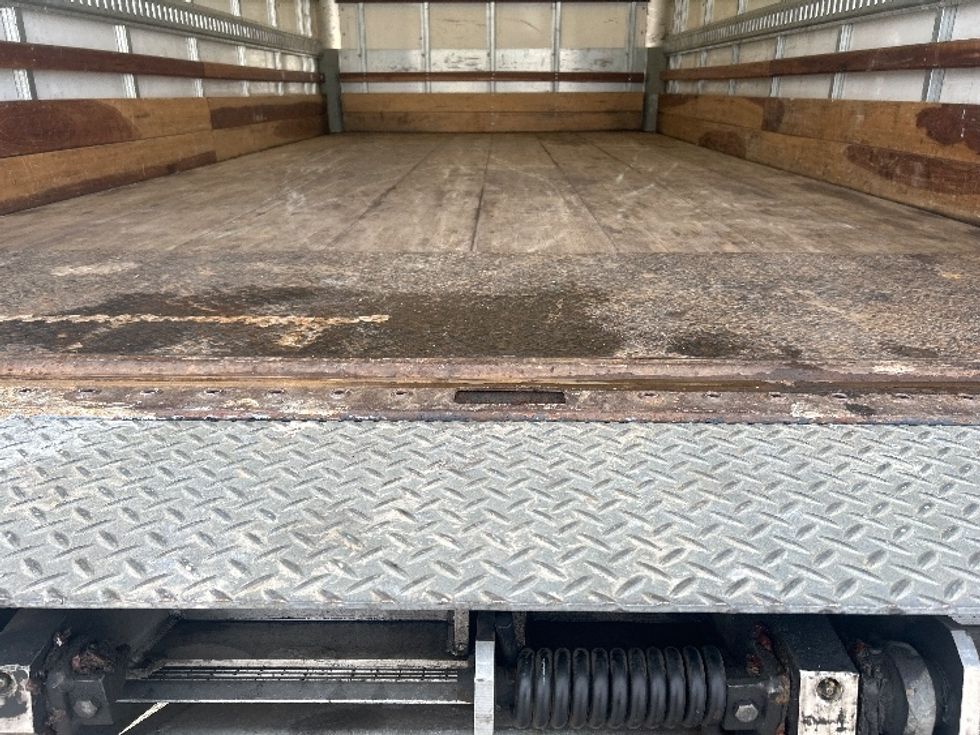 Light Duty Box Truck-Light and Medium Duty Trucks-Isuzu-2021-NPR EFI-Norfolk-VA-108,128\n\t\tmiles-$ 37,000 - Image 10