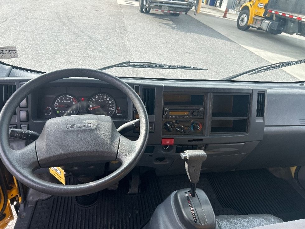 Light Duty Box Truck-Light and Medium Duty Trucks-Isuzu-2021-NPR EFI-Norfolk-VA-108,128\n\t\tmiles-$ 37,000 - Image 18