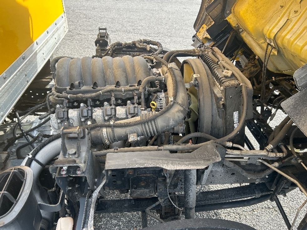 Light Duty Box Truck-Light and Medium Duty Trucks-Isuzu-2021-NPR EFI-Norfolk-VA-108,128\n\t\tmiles-$ 37,000 - Image 23