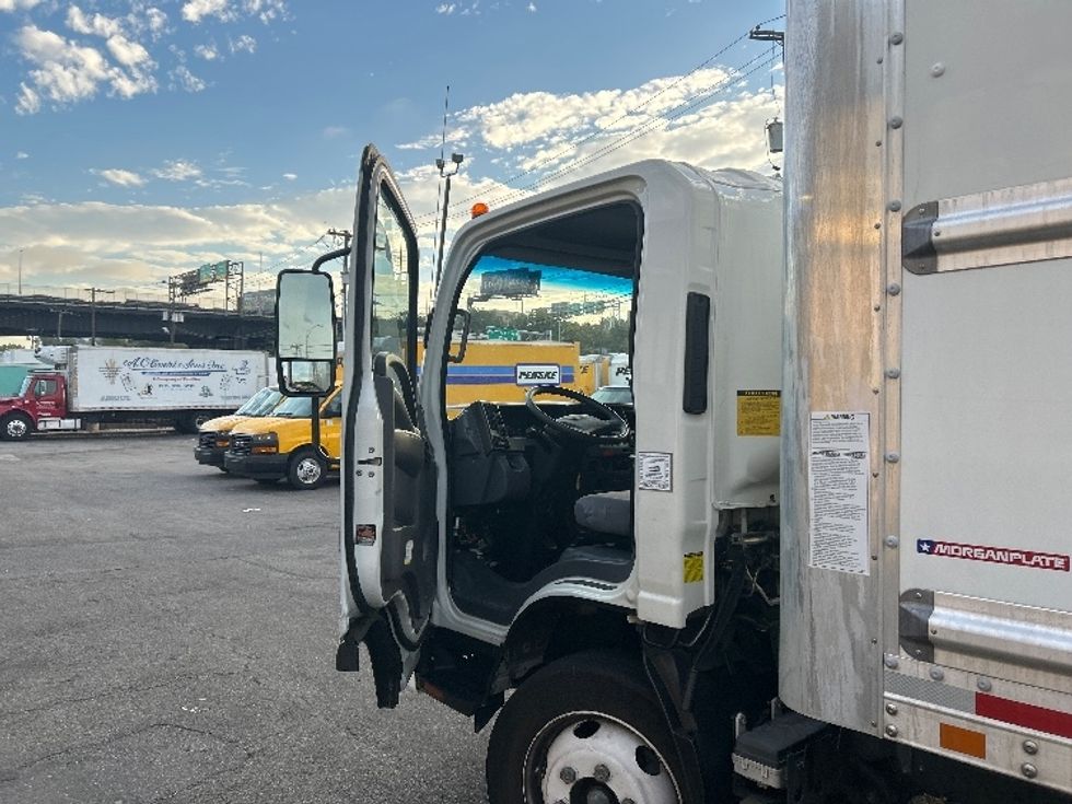 Light Duty Box Truck-Light and Medium Duty Trucks-Isuzu-2021-NPR EFI-North Bergen-NJ-105,117\n\t\tmiles-$ 39,000 - Image 17