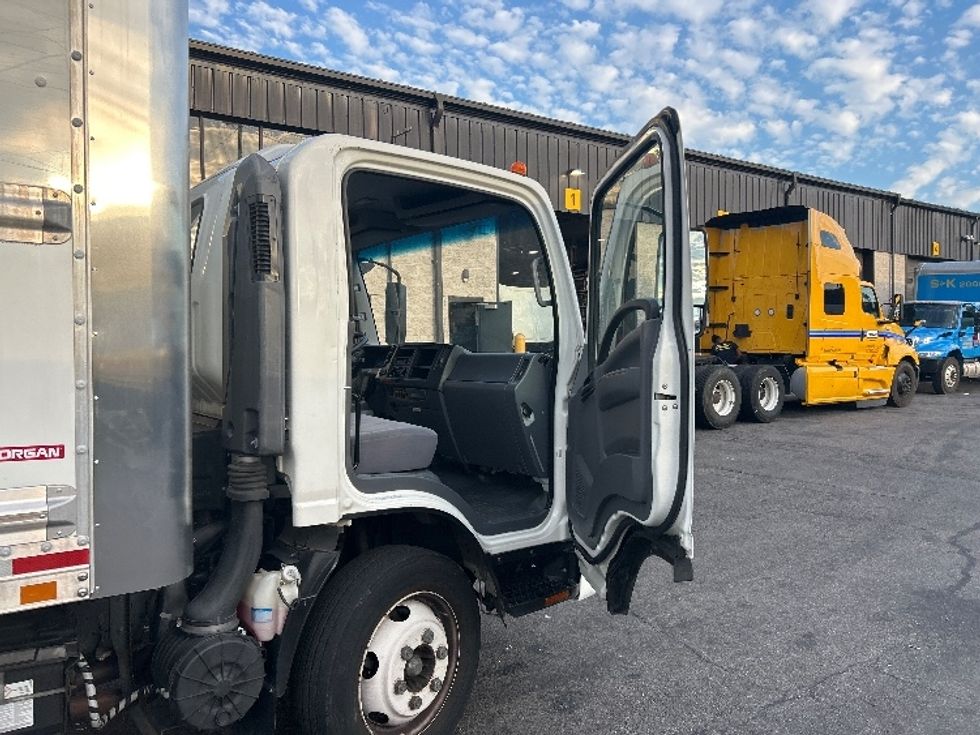 Light Duty Box Truck-Light and Medium Duty Trucks-Isuzu-2021-NPR EFI-North Bergen-NJ-105,117\n\t\tmiles-$ 39,000 - Image 20