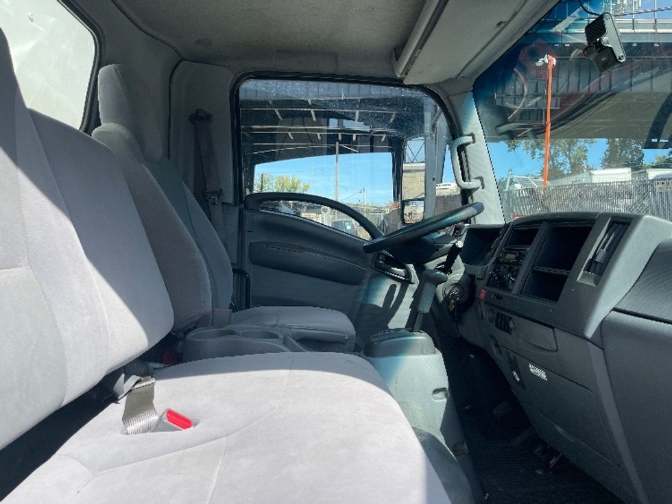 Light Duty Box Truck-Light and Medium Duty Trucks-Isuzu-2021-NPR EFI-North Bergen-NJ-70,259\n\t\tmiles-$ 43,000 - Image 22
