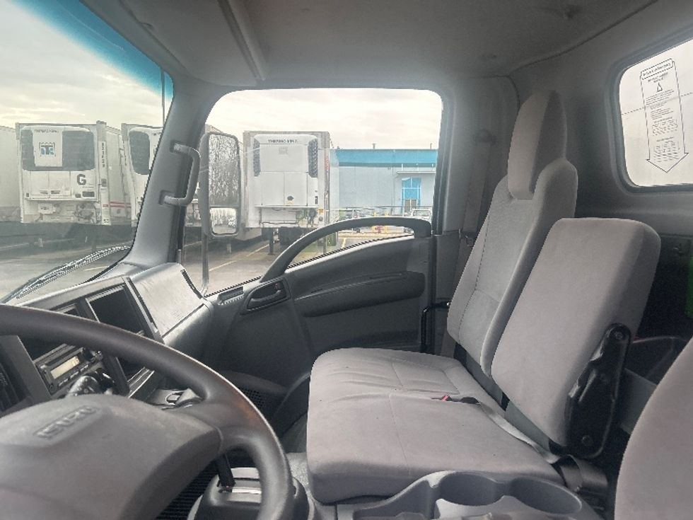 Light Duty Box Truck-Light and Medium Duty Trucks-Isuzu-2021-NPR EFI-Obetz-OH-93,408\n\t\tmiles-$ 37,500 - Image 19