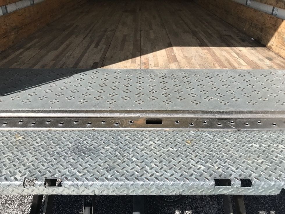 Light Duty Box Truck-Light and Medium Duty Trucks-Isuzu-2021-NPR EFI-Ocala-FL-112,951\n\t\tmiles-$ 37,000 - Image 10