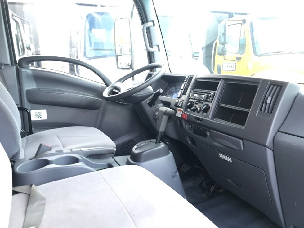 Light Duty Box Truck-Light and Medium Duty Trucks-Isuzu-2021-NPR EFI-Ocala-FL-112,951\n\t\tmiles-$ 37,000 - Image 22