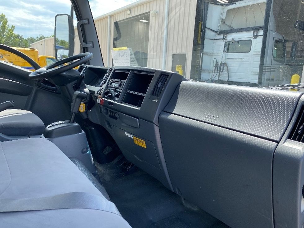 Light Duty Box Truck-Light and Medium Duty Trucks-Isuzu-2021-NPR EFI-Ocala-FL-160,790\n\t\tmiles-$ 30,500 - Image 22