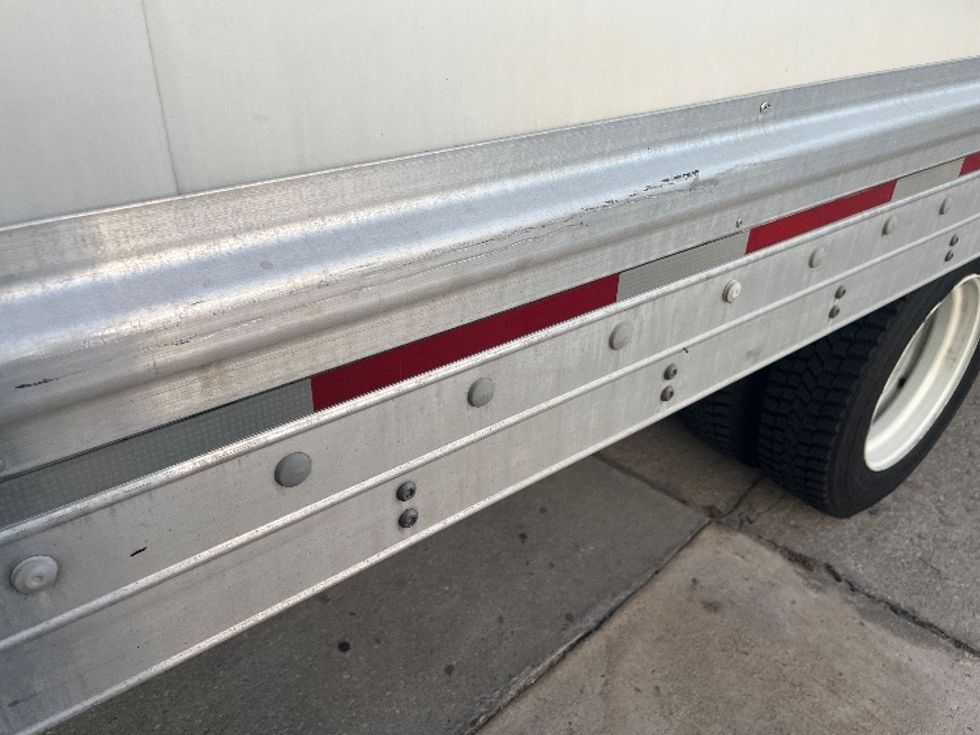 Light Duty Box Truck-Light and Medium Duty Trucks-Isuzu-2021-NPR EFI-Ocala-FL-160,790\n\t\tmiles-$ 30,500 - Image 27