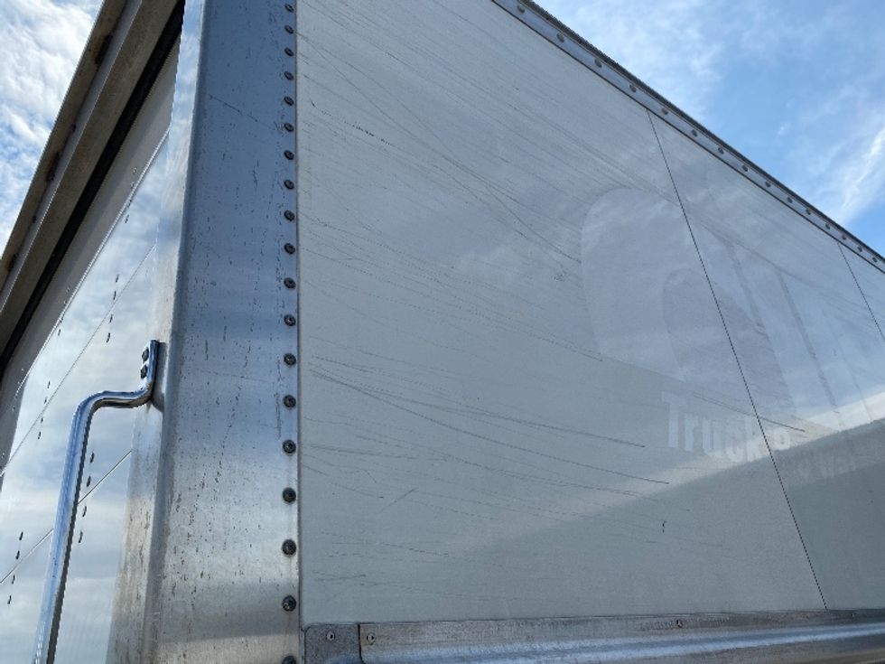 Light Duty Box Truck-Light and Medium Duty Trucks-Isuzu-2021-NPR EFI-Ocala-FL-160,790\n\t\tmiles-$ 30,500 - Image 31