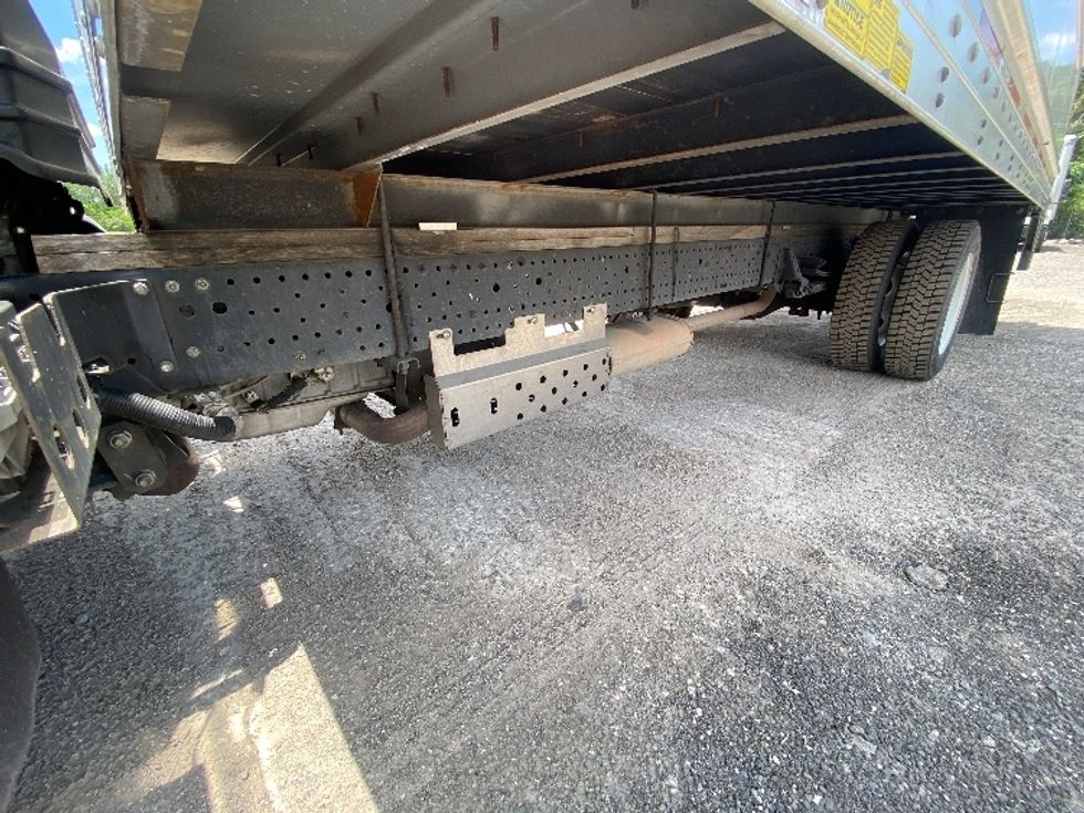 Light Duty Box Truck-Light and Medium Duty Trucks-Isuzu-2021-NPR EFI-Ocala-FL-160,790\n\t\tmiles-$ 30,500 - Image 5