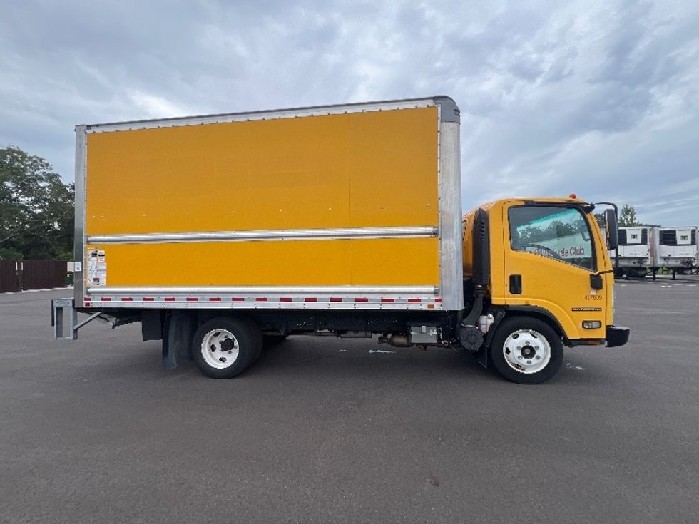 Light Duty Box Truck-Light and Medium Duty Trucks-Isuzu-2021-NPR EFI-Ocala-FL-55,472\n\t\tmiles-$ 44,750 - Image 15