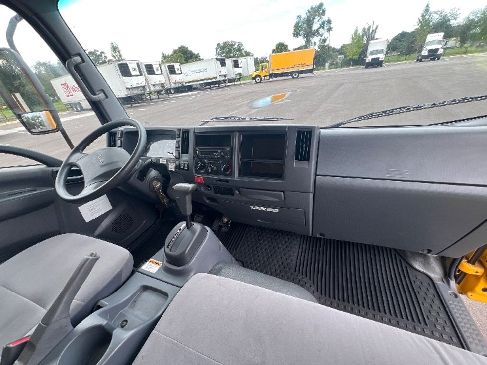 Light Duty Box Truck-Light and Medium Duty Trucks-Isuzu-2021-NPR EFI-Ocala-FL-55,472\n\t\tmiles-$ 44,750 - Image 21