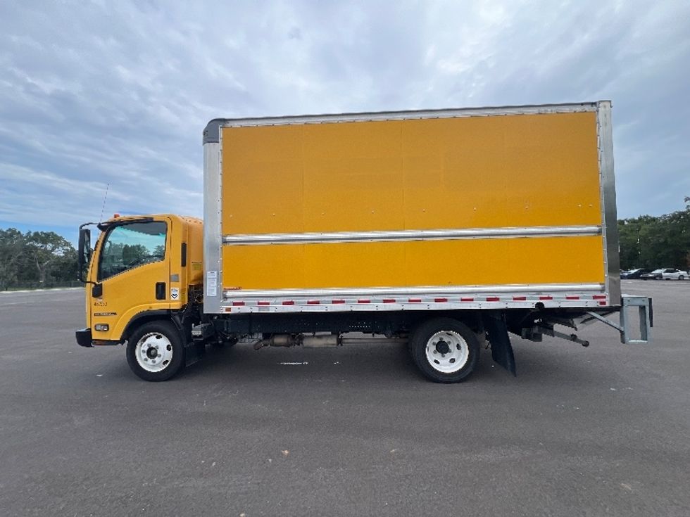 Light Duty Box Truck-Light and Medium Duty Trucks-Isuzu-2021-NPR EFI-Ocala-FL-55,472\n\t\tmiles-$ 44,750 - Image 4