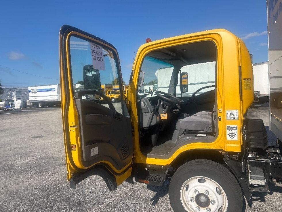 Light Duty Box Truck-Light and Medium Duty Trucks-Isuzu-2021-NPR EFI-Ocala-FL-82,330\n\t\tmiles-$ 40,250 - Image 16