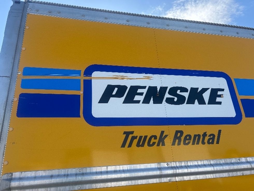 Light Duty Box Truck-Light and Medium Duty Trucks-Isuzu-2021-NPR EFI-Ocala-FL-82,330\n\t\tmiles-$ 40,250 - Image 27
